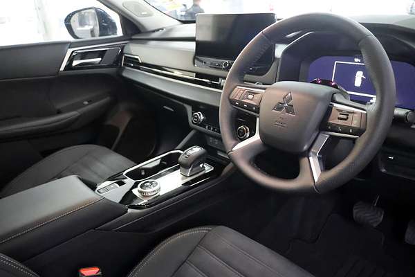 2025 Mitsubishi Outlander Aspire ZM