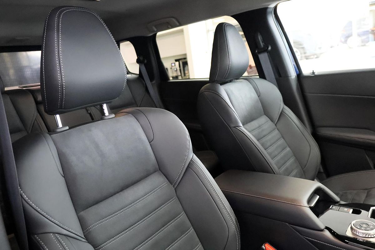 2025 Mitsubishi Outlander Aspire ZM
