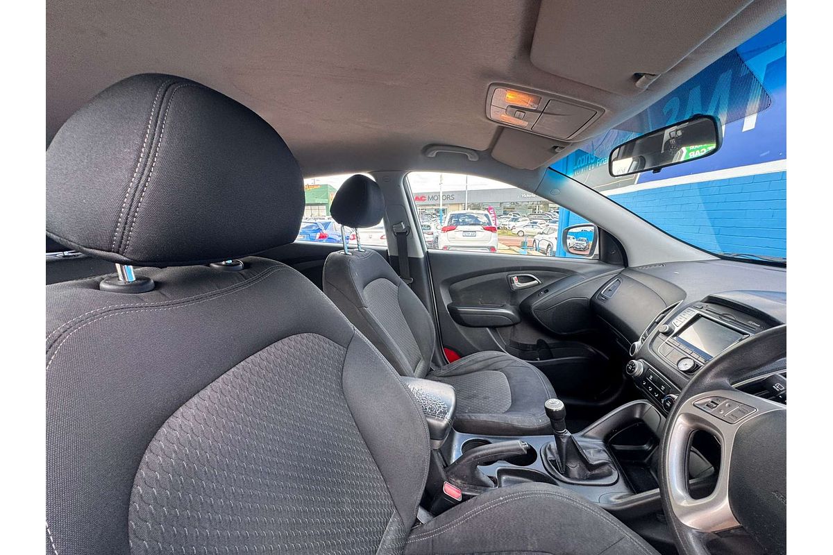 2013 Hyundai ix35 Active LM2