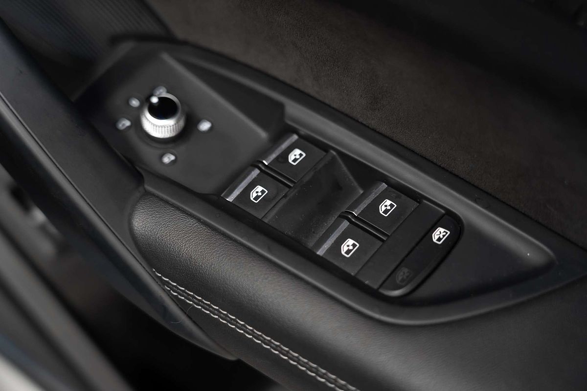 2019 Audi SQ5  FY