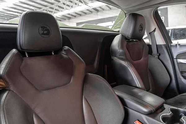2015 Holden Special Vehicles Maloo R8 GEN-F Rear Wheel Drive