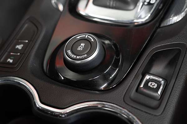 2015 Holden Special Vehicles Maloo R8 GEN-F Rear Wheel Drive