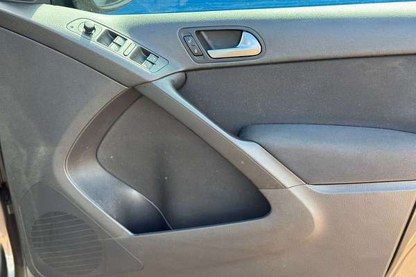 2012 Volkswagen Tiguan 132TSI Pacific 5N