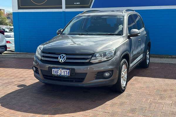 2012 Volkswagen Tiguan 132TSI Pacific 5N