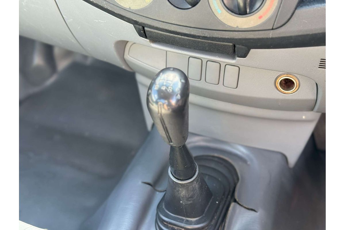 2006 Toyota Hilux SR KUN16R Rear Wheel Drive