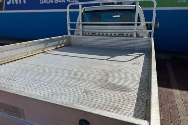 2006 Toyota Hilux SR KUN16R Rear Wheel Drive