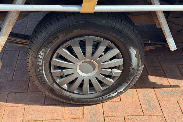 2006 Toyota Hilux SR KUN16R Rear Wheel Drive