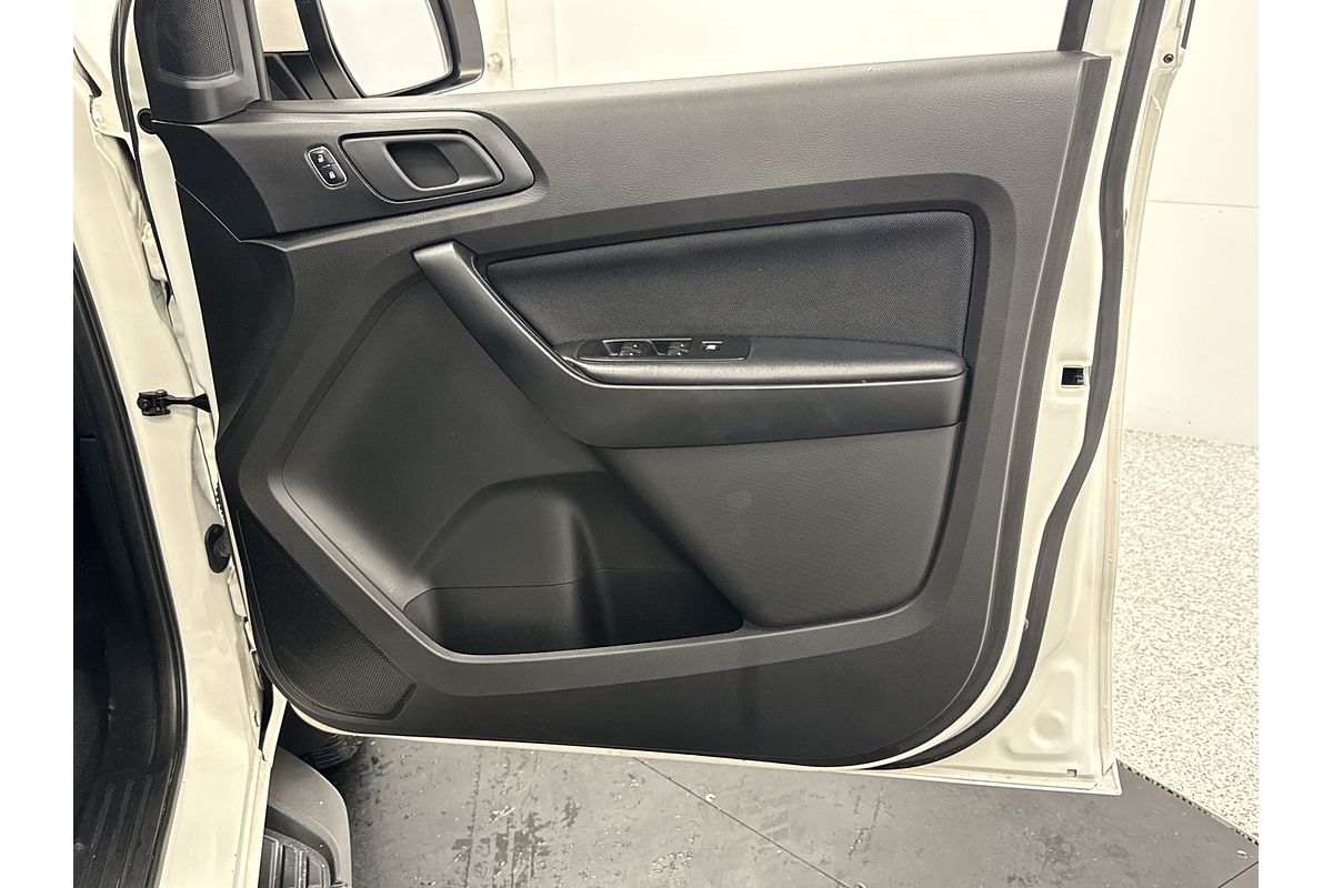 2022 Ford Everest Ambiente UA II 3.2L