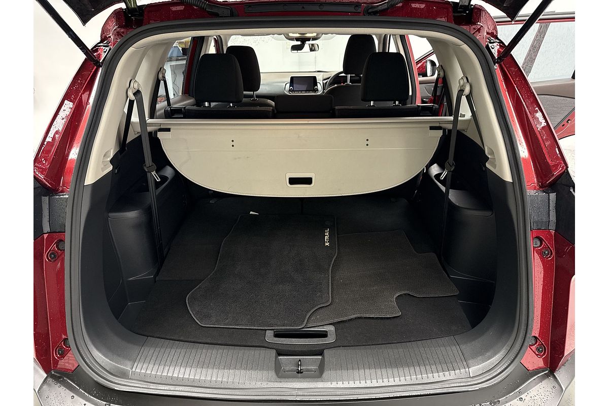 2022 Nissan X-TRAIL ST T33