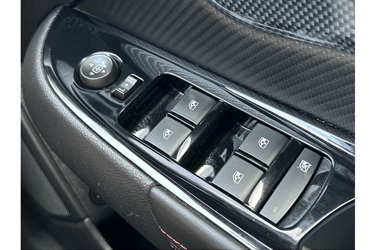 2016 Holden Commodore SV6 Black VF Series II