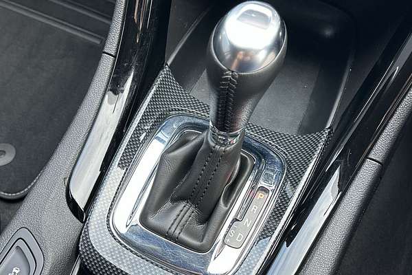 2016 Holden Commodore SV6 Black VF Series II