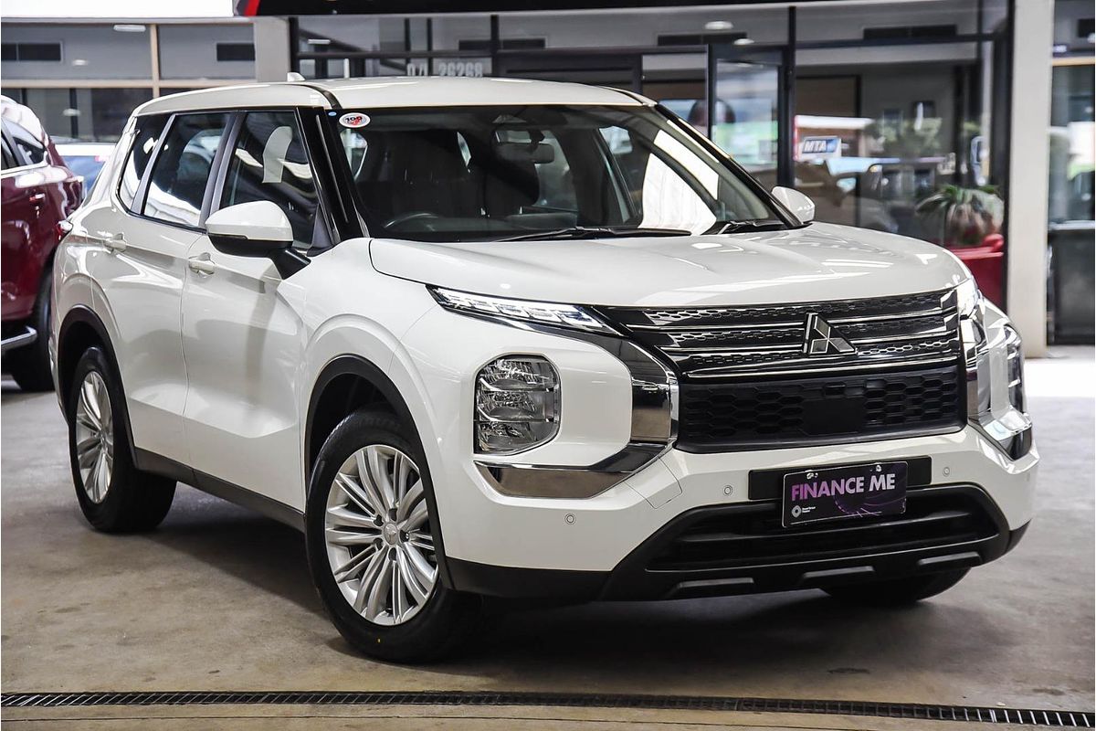 2024 Mitsubishi Outlander ES ZM
