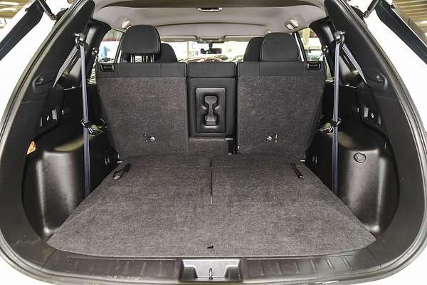 2024 Mitsubishi Outlander ES ZM