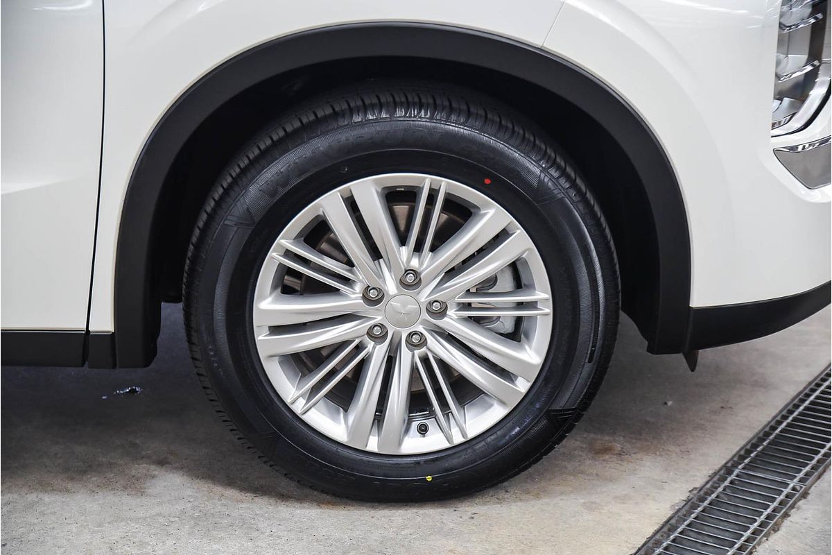 2024 Mitsubishi Outlander ES ZM