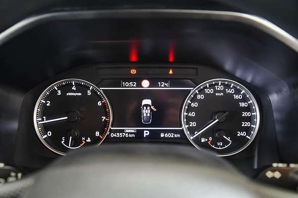 2024 Mitsubishi Outlander ES ZM