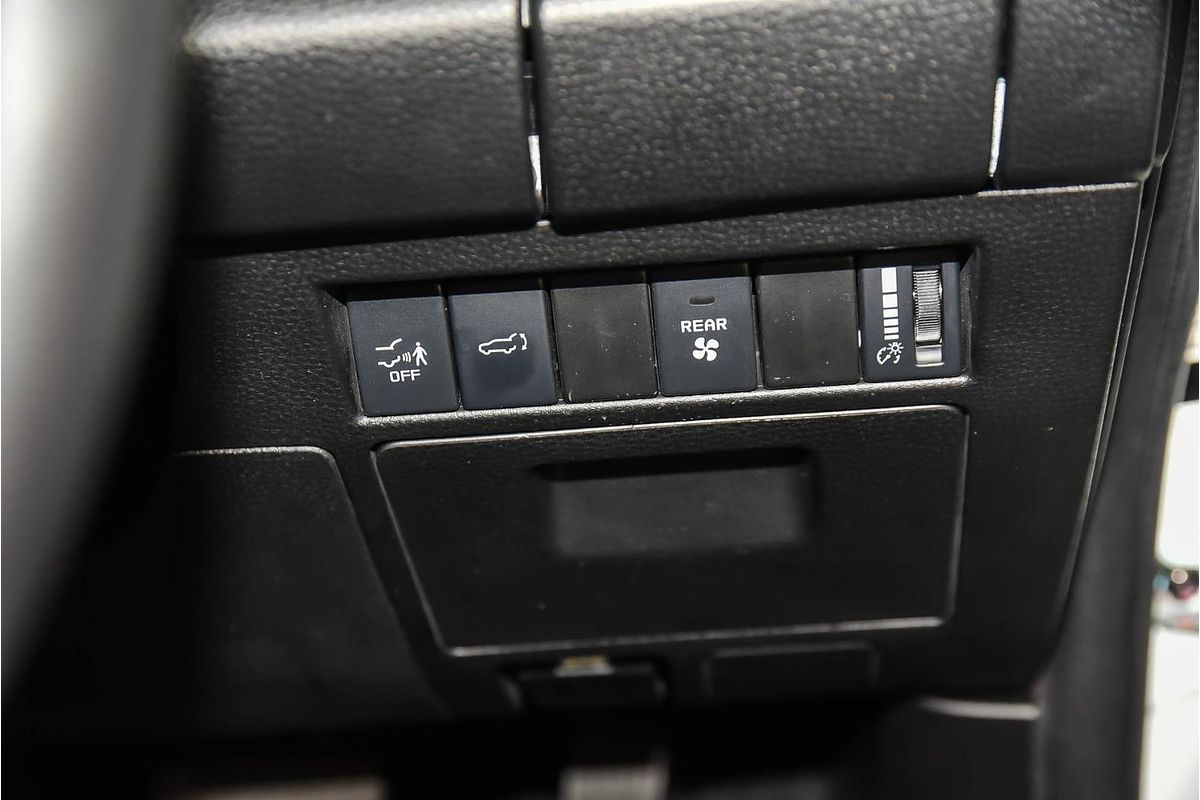 2024 Isuzu MU-X LS-U