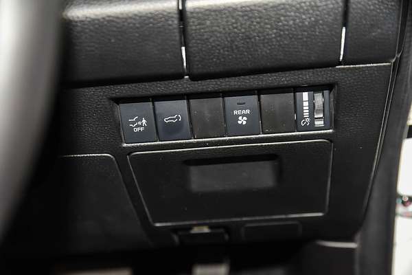2024 Isuzu MU-X LS-U