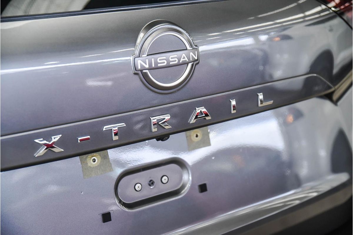 2024 Nissan X-TRAIL ST T33