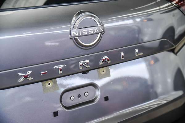 2024 Nissan X-TRAIL ST T33
