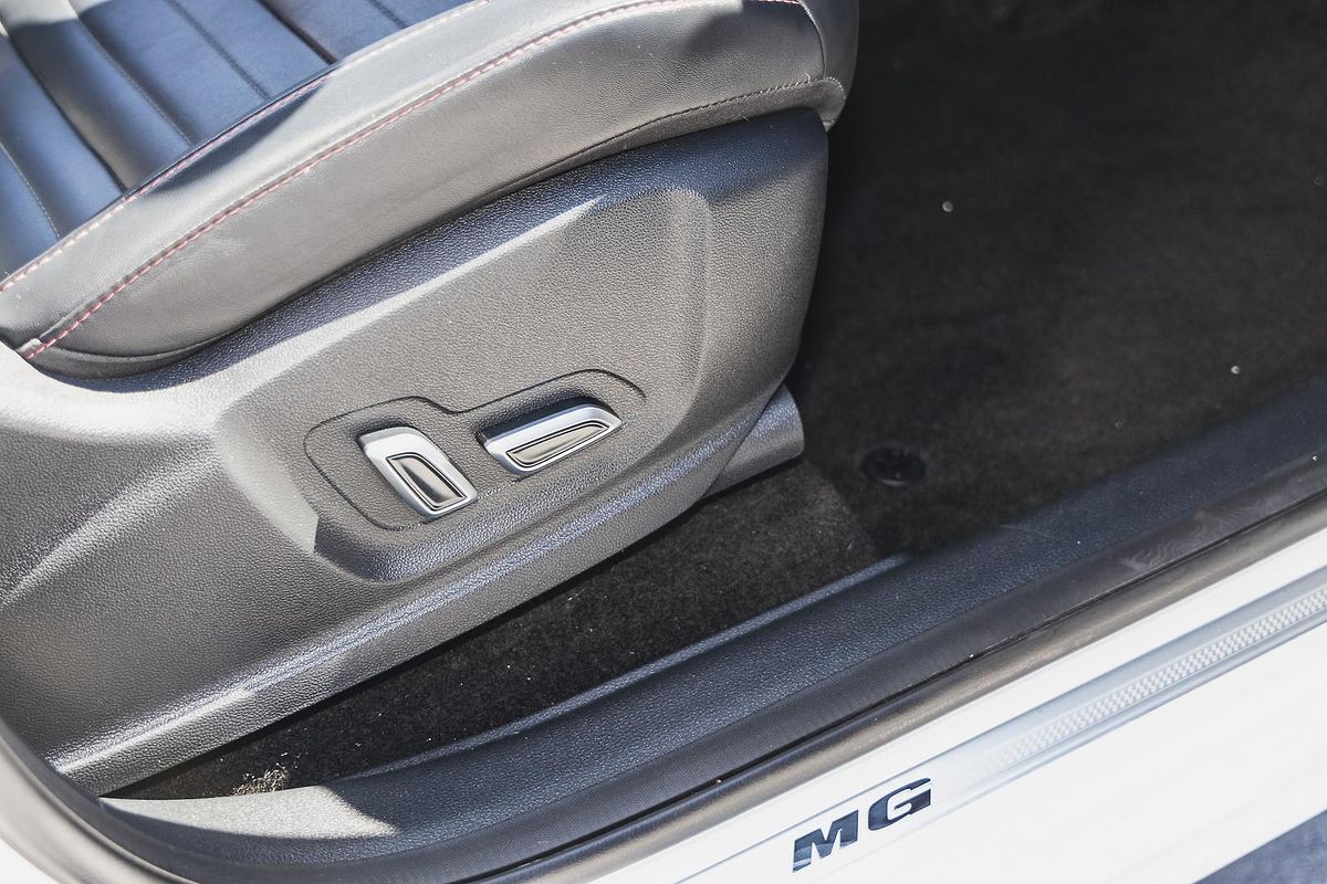 2022 MG HS Plus EV Essence SAS23
