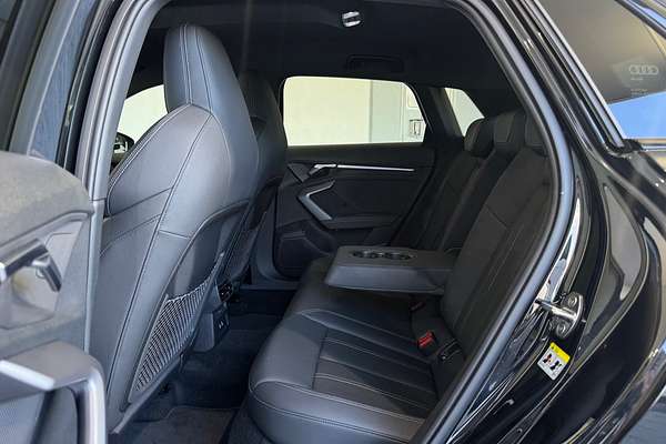 2024 Audi A3 35 TFSI S LINE (MHEV) 8Y MY25