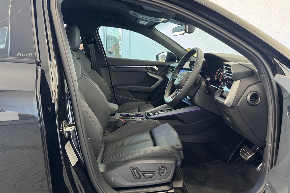 2024 Audi A3 35 TFSI S LINE (MHEV) 8Y MY25