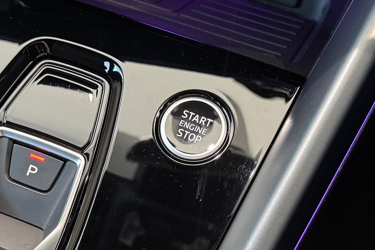 2024 Audi A3 35 TFSI S LINE (MHEV) 8Y MY25