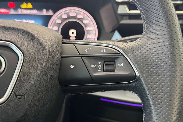 2024 Audi A3 35 TFSI S LINE (MHEV) 8Y MY25