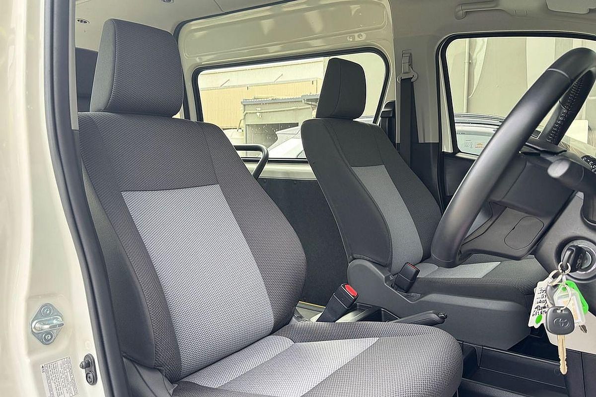 2021 Toyota Hiace GDH320R