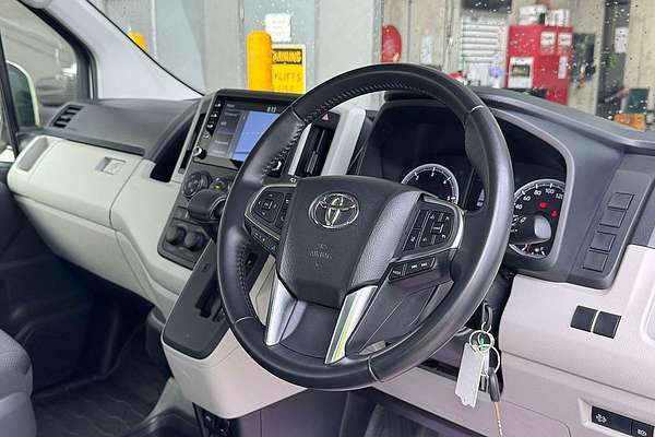2021 Toyota Hiace GDH320R