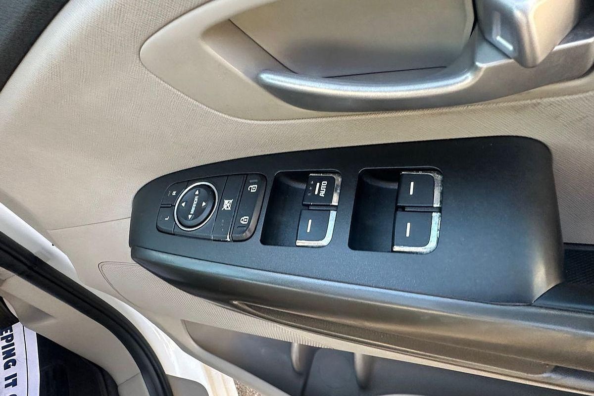 2020 Kia Carnival S YP