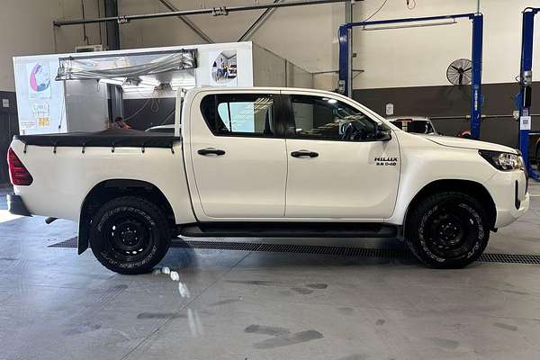 2022 Toyota Hilux SR GUN126R 4X4