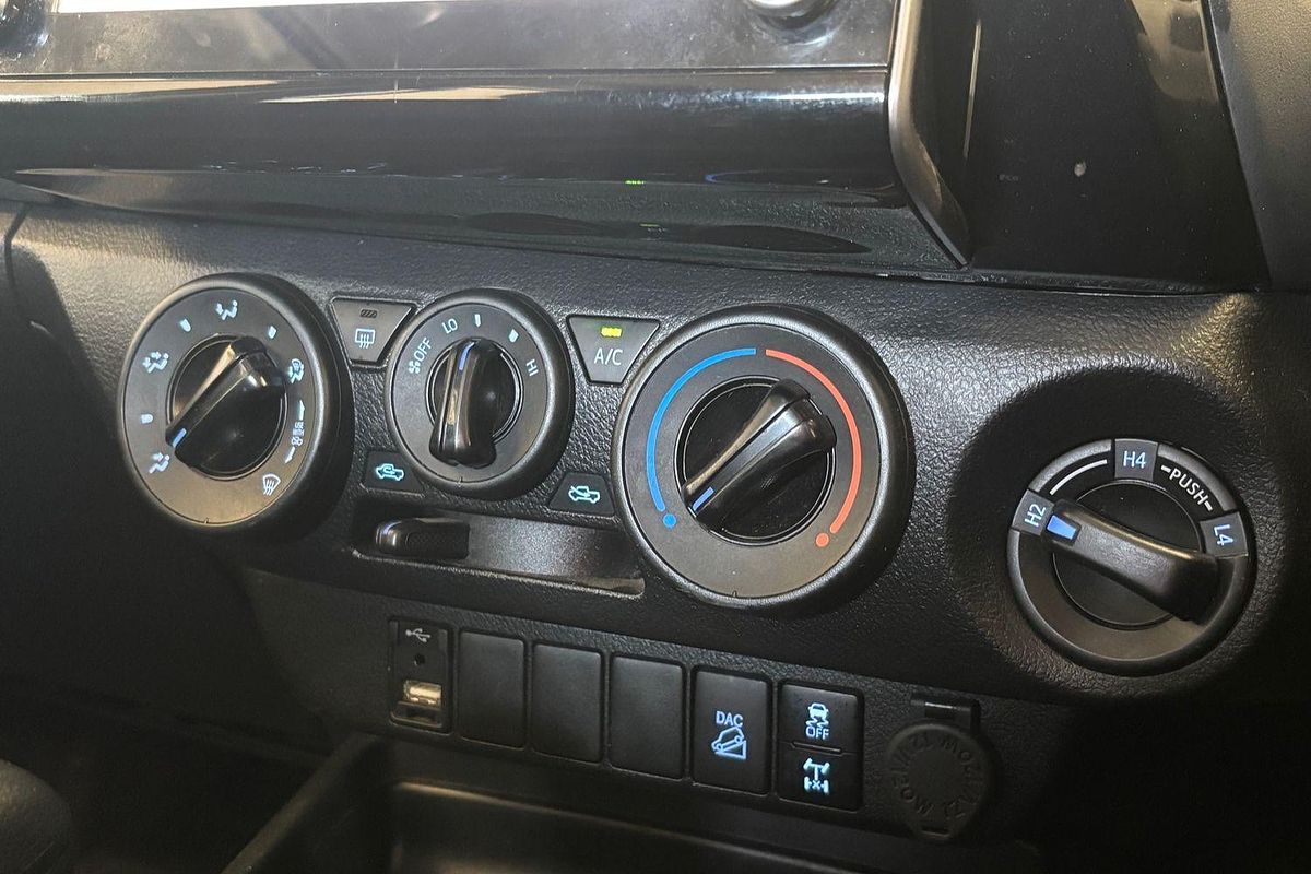 2022 Toyota Hilux SR GUN126R 4X4