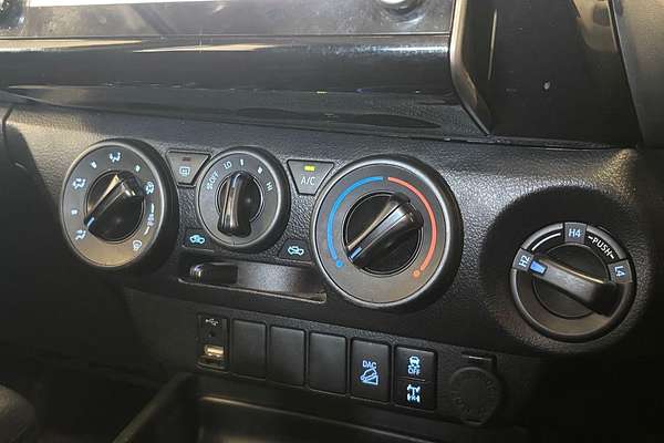 2022 Toyota Hilux SR GUN126R 4X4