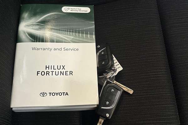 2022 Toyota Hilux SR GUN126R 4X4