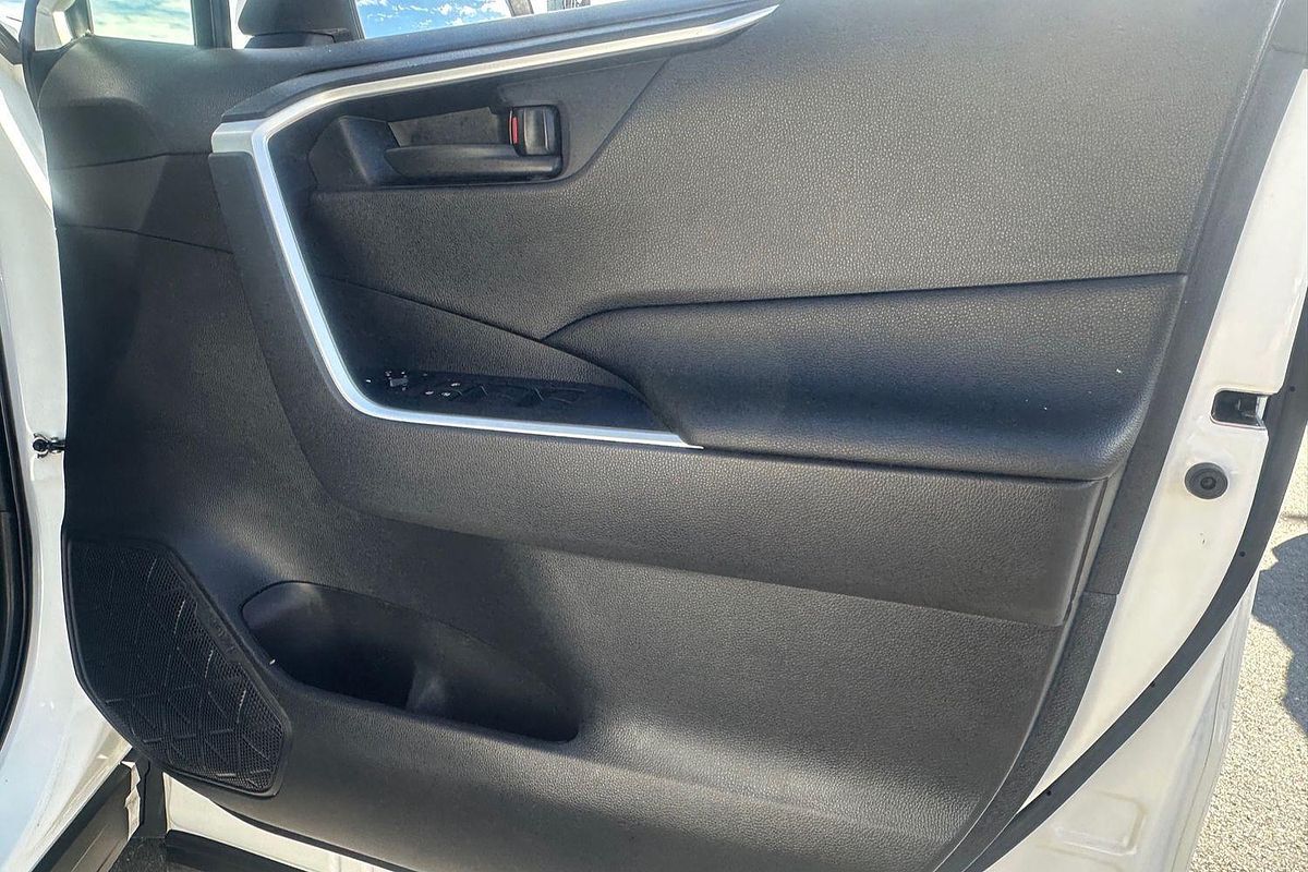 2021 Toyota RAV4 GX AXAH54R