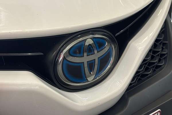 2021 Toyota Camry Ascent Sport AXVH70R