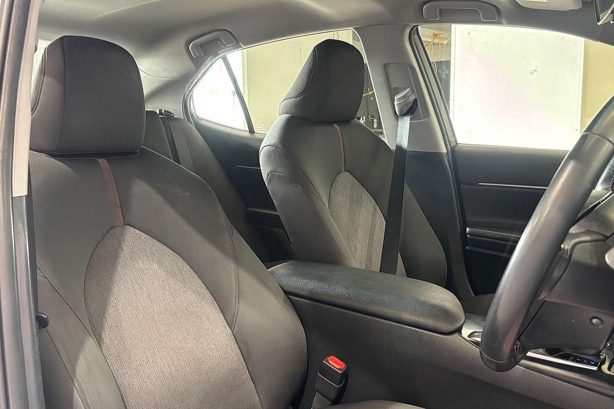 2021 Toyota Camry Ascent Sport AXVH70R
