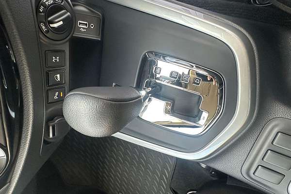 2024 Nissan Navara Black Edition D23 4X4