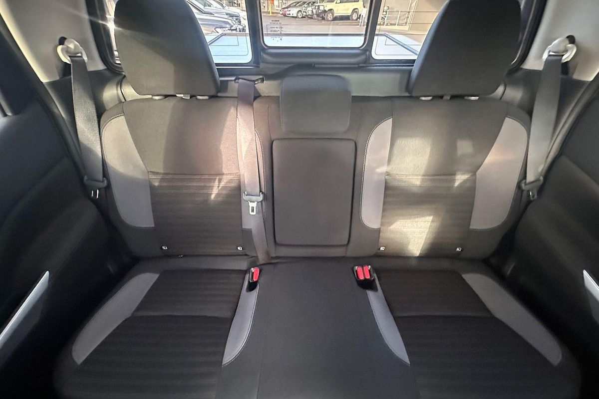 2024 Nissan Navara Black Edition D23 4X4