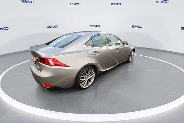 2014 Lexus IS