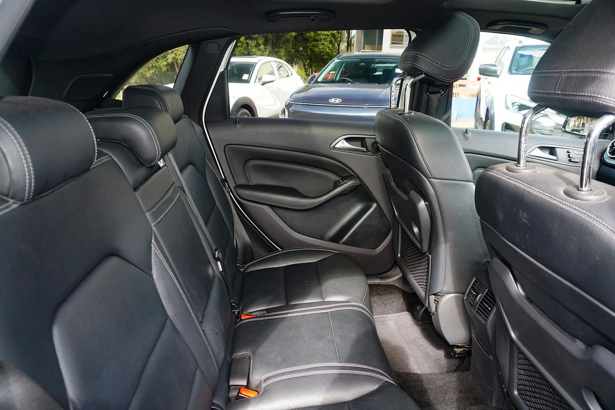 2014 Mercedes-Benz B-Class B250 W246