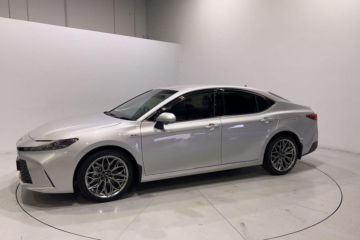 2025 Toyota Camry Ascent Sport AXVH80R
