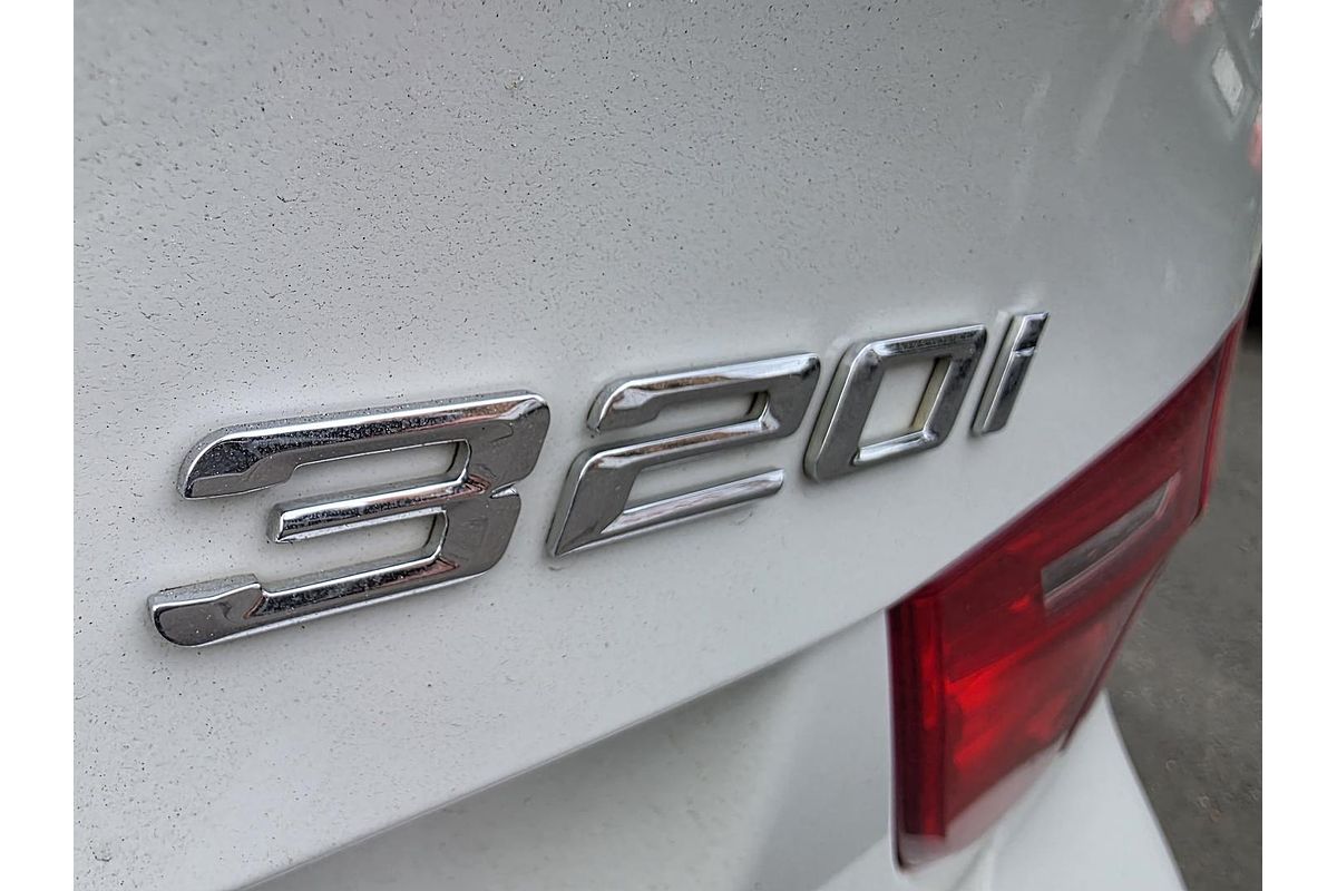 2009 BMW 3 Series 320i Executive E90
