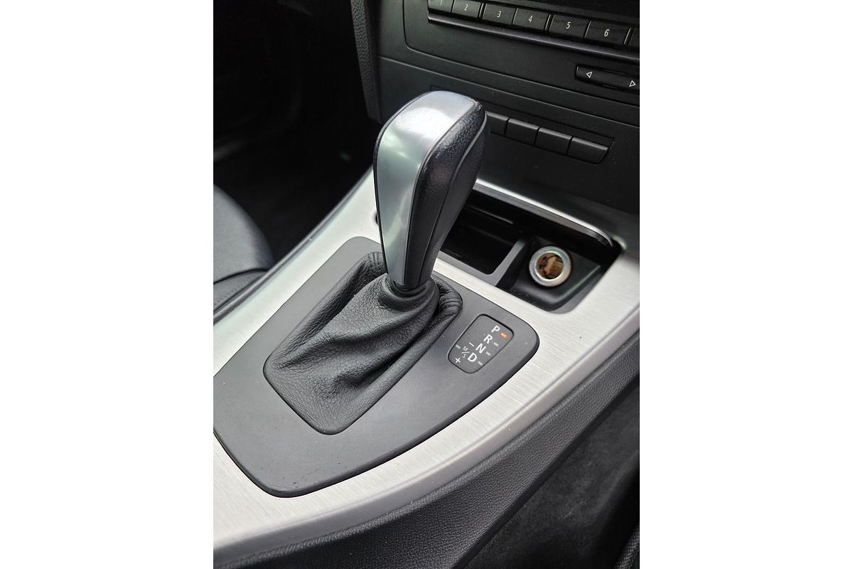2009 BMW 3 Series 320i Executive E90