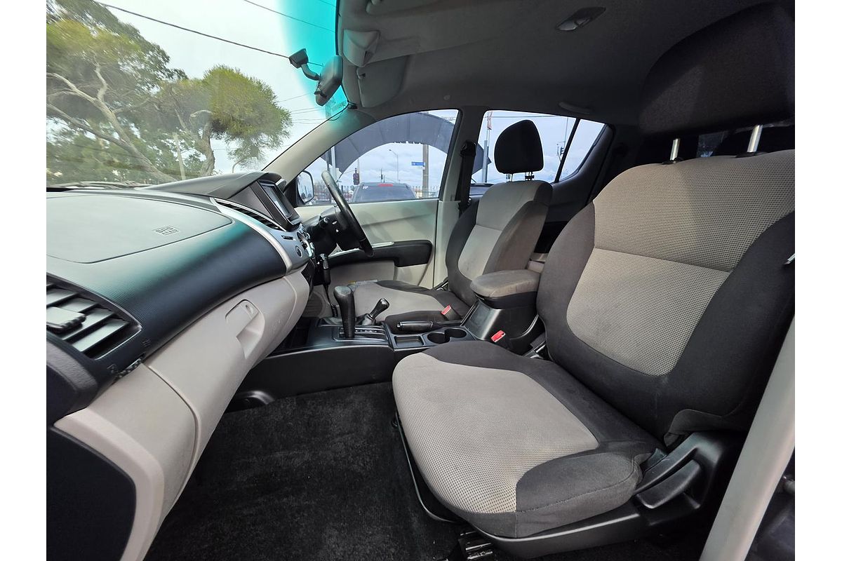 2012 Mitsubishi Triton GL-R MN 4X4