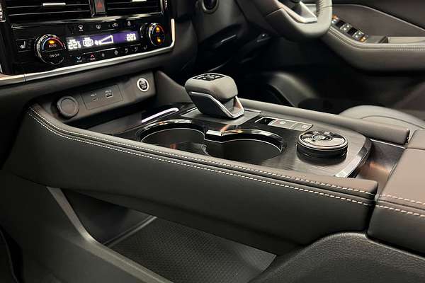 2025 Nissan X-TRAIL Ti-L T33