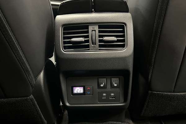 2025 Nissan X-TRAIL Ti-L T33