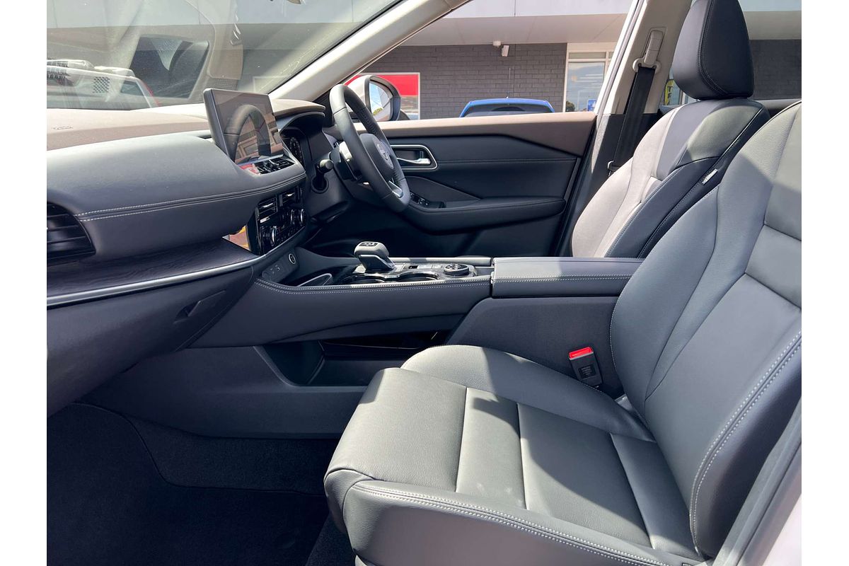 2025 Nissan X-TRAIL Ti T33