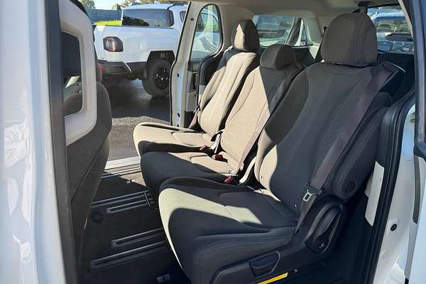 2022 Kia Carnival S KA4